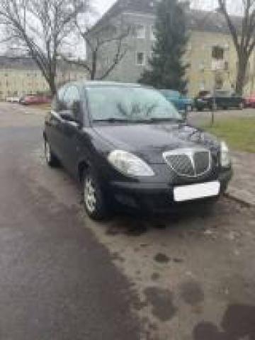 Lancia Ypsilon Aperti Ad Agosto 