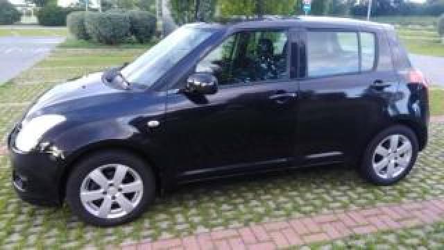 Suzuki Swift 1.3 5p. 