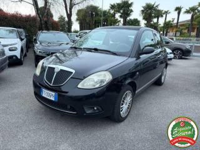 Lancia Ypsilon 1.3 Mjt 75 Cv Oro Bianco 