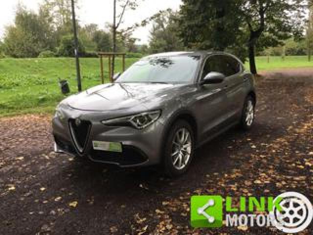 Alfa Romeo Stelvio 2.0 Turbo 280 Cv At8 Q4 Super 