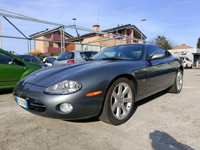 Jaguar Xk8 
