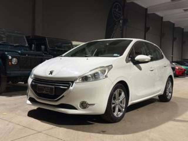 Peugeot 208 1.4 8v Hdi 68cv 5p. Allure 