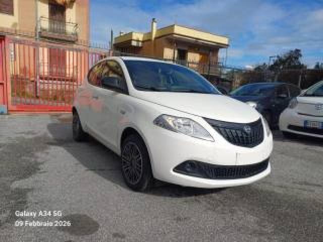Lancia Ypsilon 1.0 Firefly 5 Porte S&s Hybrid Oro 