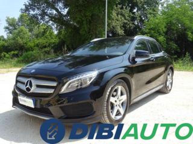 Mercedes Benz Gla 200 D Automatic Premium Amg Line 