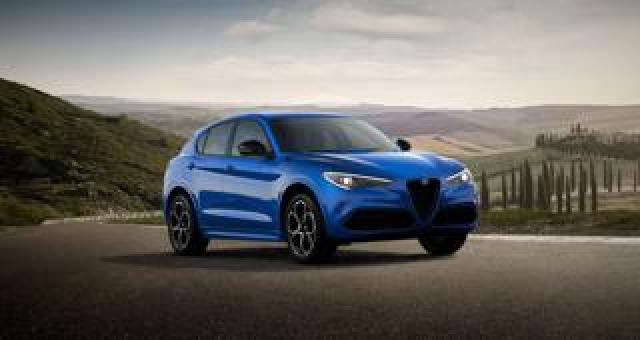 Alfa Romeo Stelvio 2.0 Turbo 280 Cv At8 Q4 Veloce 