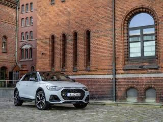 Audi A1 Allstreet 30 Tfsi S Tronic Identity Contrast 