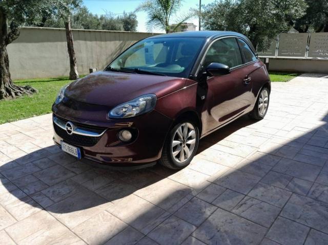 Opel Adam 
