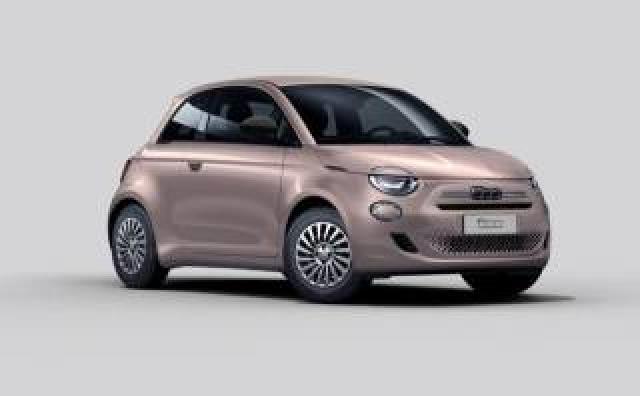 Fiat 500 Berlina Hybrid Pop 