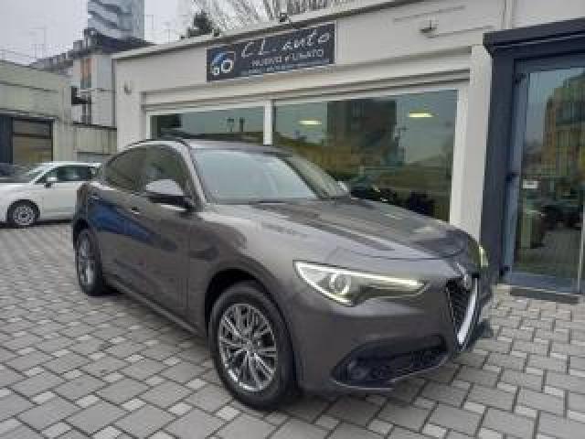 Alfa Romeo Stelvio 2.2 Turbodiesel 210 Cv At8 Q4 Executive 