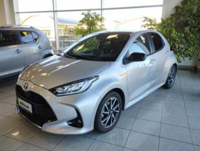 Toyota Yaris 1.5 Hybrid 5 Porte Lounge 