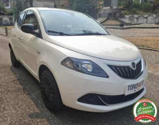 Lancia Ypsilon 1.0 Firefly 5 Porte S&s Hybrid Ecochic Silver Un.o 