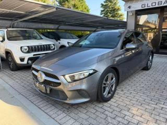 Mercedes Benz A 180 D Automatic Business Extra 