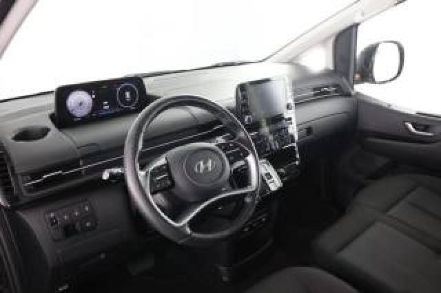 Hyundai Staria Staria 2.2 At 2wd 9 Posti Wagon 