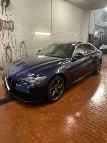 Alfa Romeo Giulia 2.2 Turbodiesel 210 Cv At8 Awd Q4 Veloce 