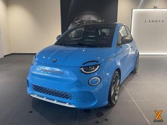 Abarth 500e Turismo 