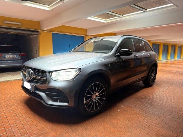 Mercedes Benz