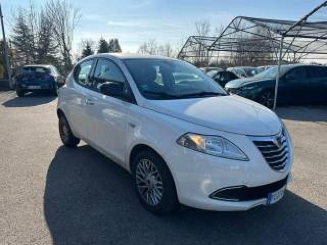Lancia Ypsilon 1.2 69 Cv 5 Porte Gold 