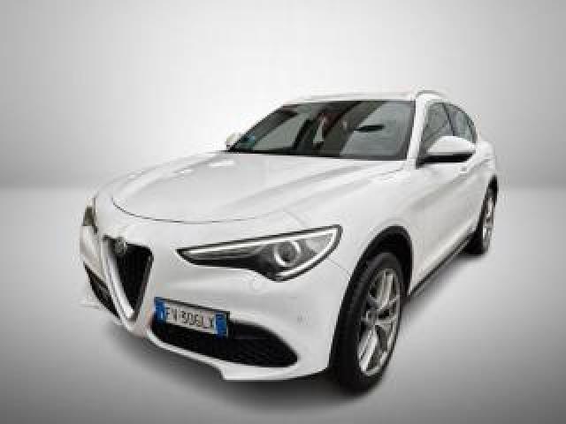 Alfa Romeo Stelvio 2.2 Turbodiesel 190 Cv At8 Q4 Executive 