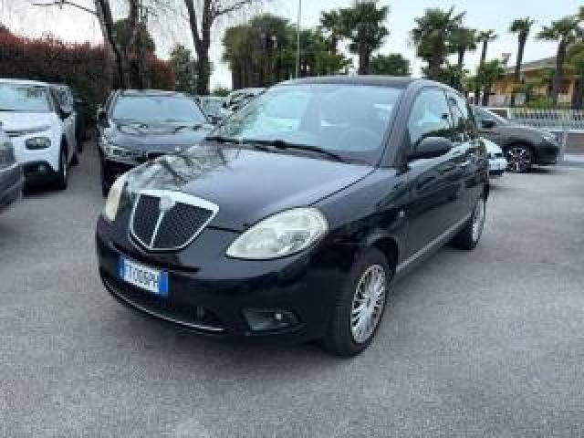 Lancia Ypsilon 1.3 Mjt 75 Cv Oro Bianco 