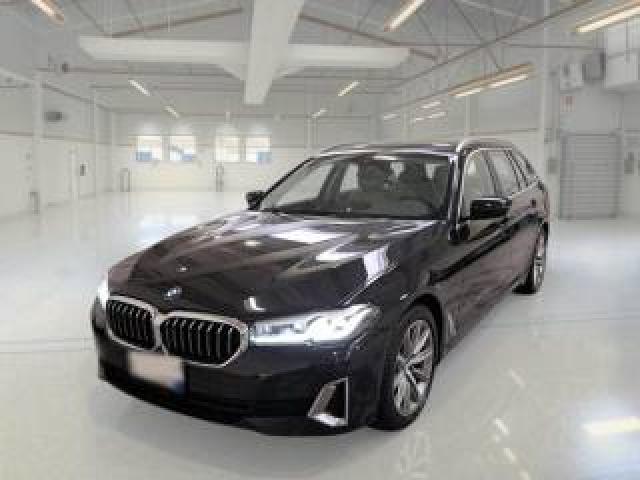 Bmw 520 D 48v Xdrive Touring Luxury 