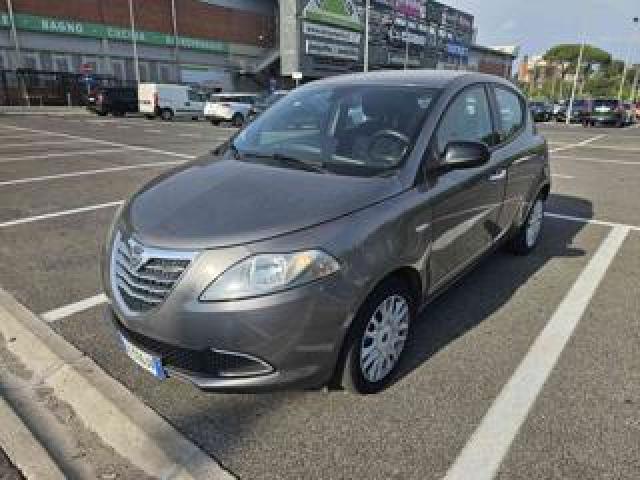 Lancia Ypsilon 1.2 69 Cv 5 Porte Gold 