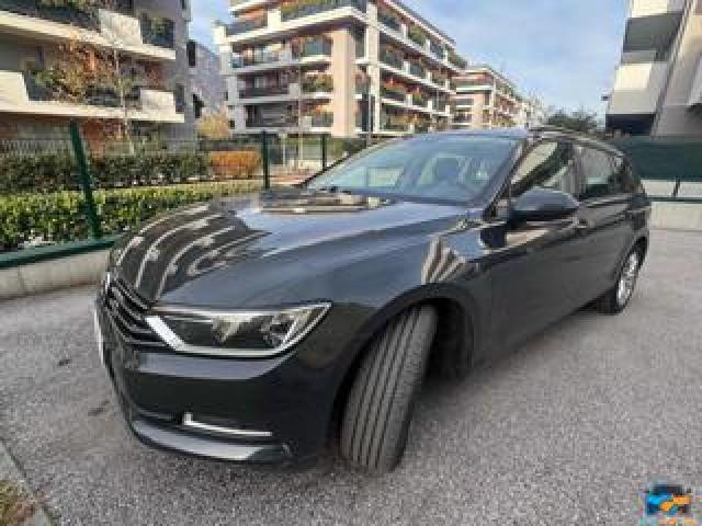 Volkswagen Passat Business Variant 1.6 Tdi Trendline Bluemotion Tech 