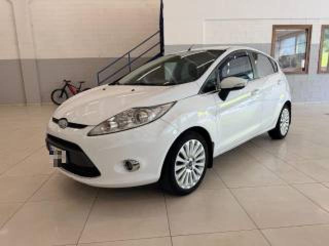 Ford Fiesta 1.4 Tdci 68cv 5 Porte Titanium 
