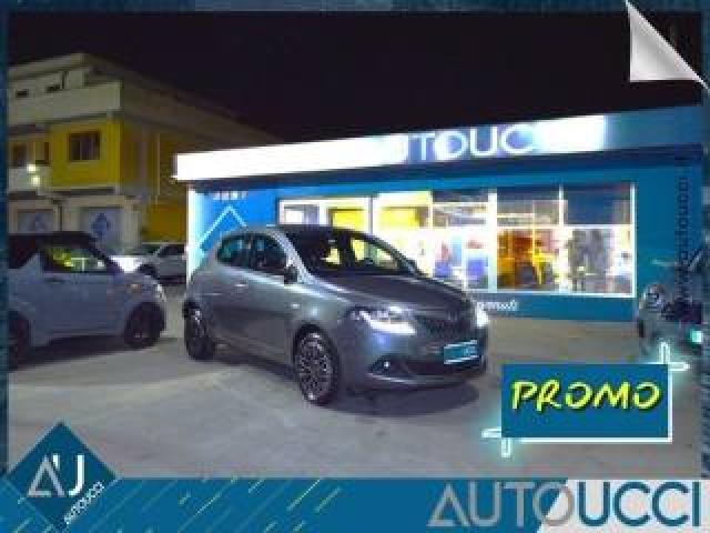 Lancia Ypsilon 1.0 Firefly S&s Hybrid Platino 70 Cv 