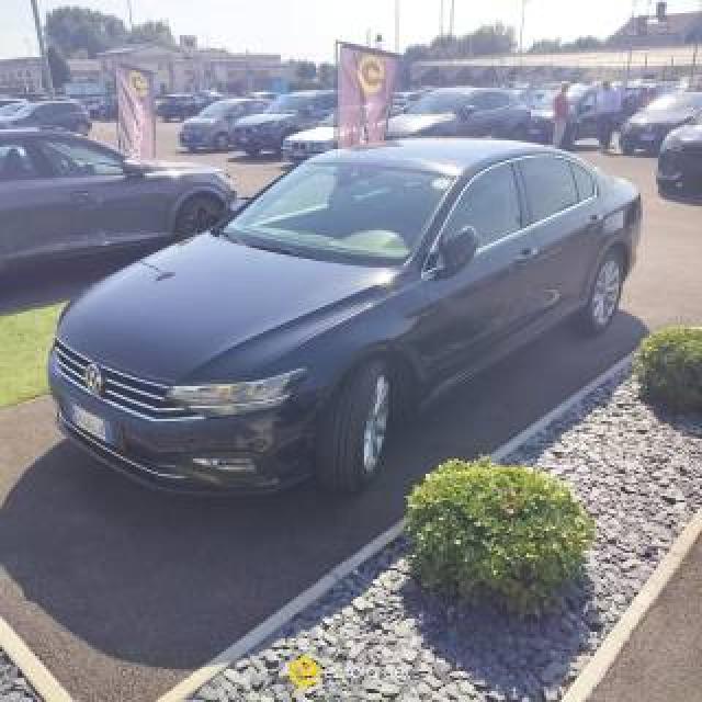 Volkswagen Passat 2.0 Tdi Scr Evo Dsg Business 