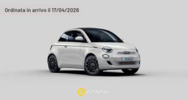 Fiat 500e Cabrio 23,8 Kwh La Prima 