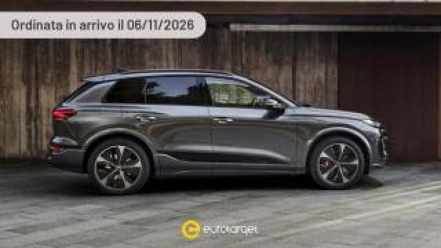 Audi Quattro Business Advanced Q6 E-Tron 