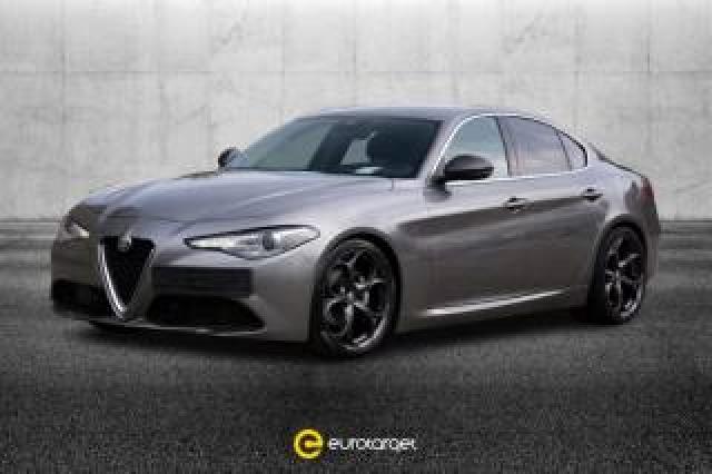 Alfa Romeo Giulia 2.0 Turbo 200 Cv At8 Super 
