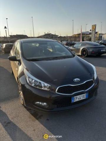 Kia Cee'D 1.4 Crdi 5 Porte Cool 