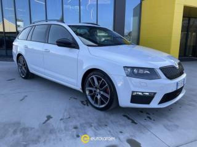 Skoda Octavia 2.0 Tdi Cr 4x4 Dsg Wagon Rs 