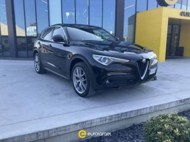 Alfa Romeo Stelvio 2.2 Turbodiesel 210 Cv At8 Q4 Executive 