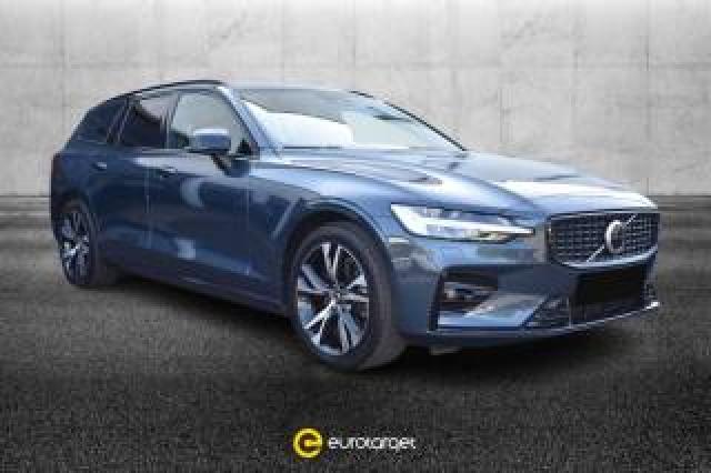 Volvo V60 B4 Automatico Plus Dark 