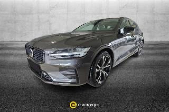 Volvo V60 B4 Automatico Plus Dark 