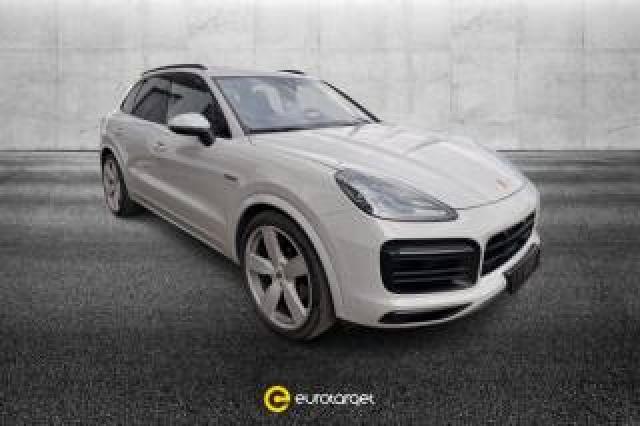 Porsche Cayenne Coupé 3.0 V6 E-Hybrid Platinum Edition 