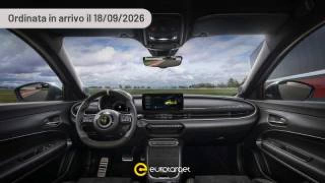 Abarth 600e Competizione 