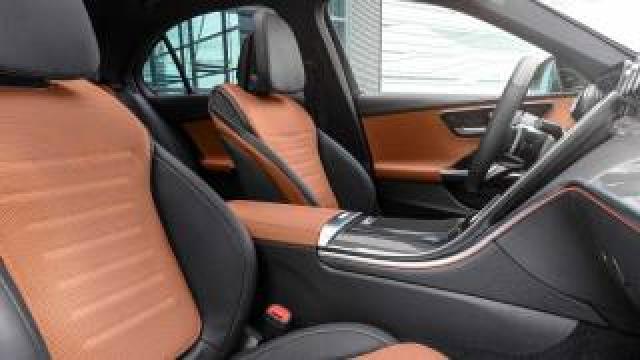 Mercedes Benz C 300 E Hybrid Eq Amg Line Premium Plus 