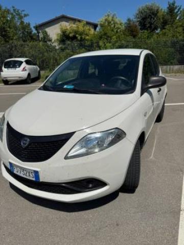 Lancia Ypsilon 1.2 69 Cv 5 Porte Gpl Ecochic Elefantino Blu 