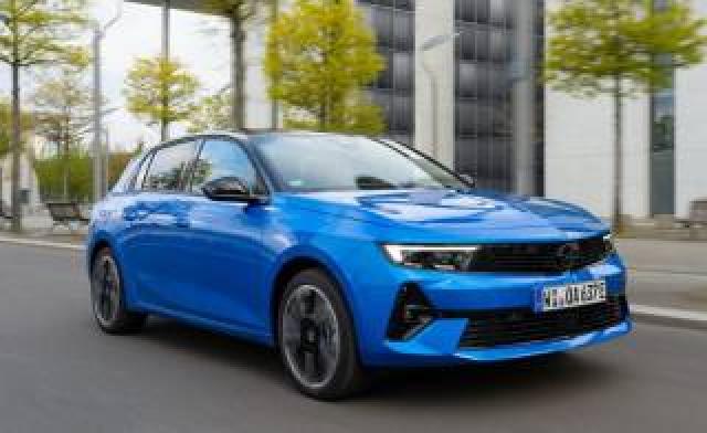 Opel Astra 1.6 Plug-In Hybrid 195 Cv At7 Edition 