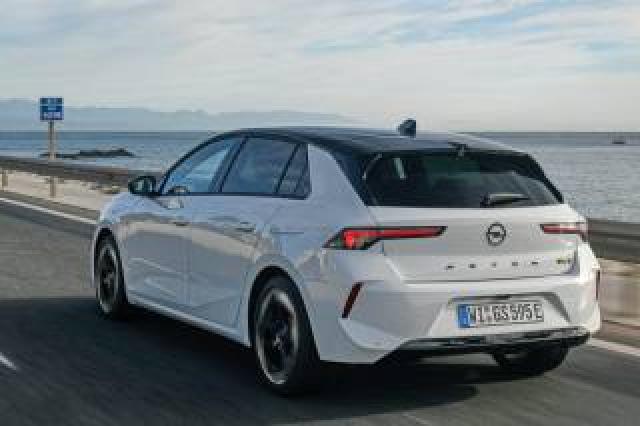 Opel Astra 1.6 Plug-In Hybrid 225 Cv At7 Gse 