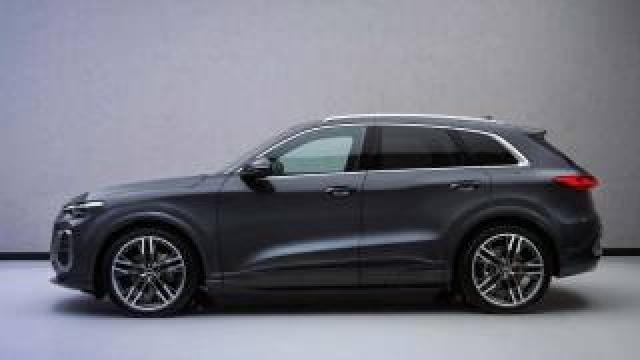 Audi Q5 E-Hybrid 220 Kw S Tronic Quattro S Line Edition 