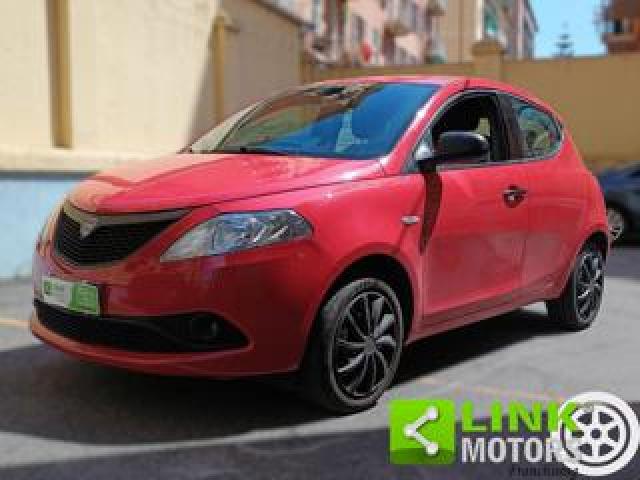 Lancia Ypsilon 1.2 69 Cv 5 Porte S&s Platinum 