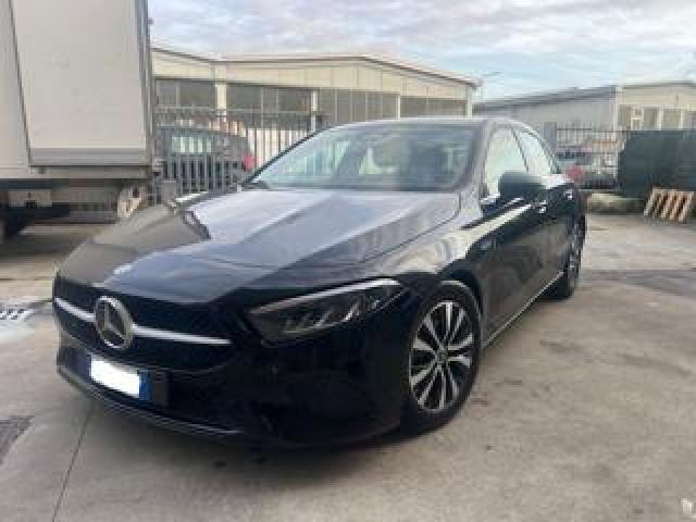 Mercedes Benz A 180 D Automatic Advanced 