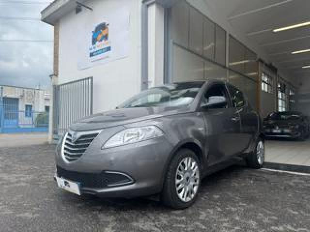 Lancia Ypsilon 1.2 69 Cv 5 Porte S&s Platinum   **neopatentati** 