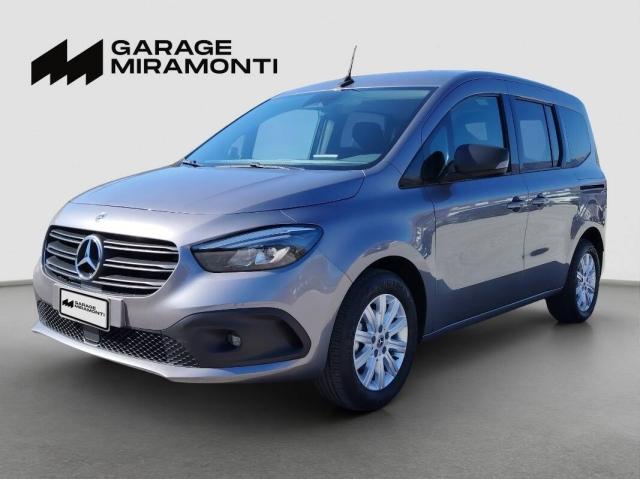 Mercedes Benz