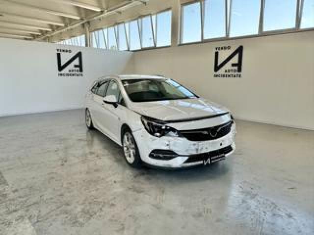 Opel Astra 1.2 Turbo 130cv Sports Tourer Business Elegance 