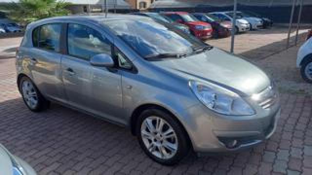 Opel Corsa 1.2 5 Porte Cosmo 